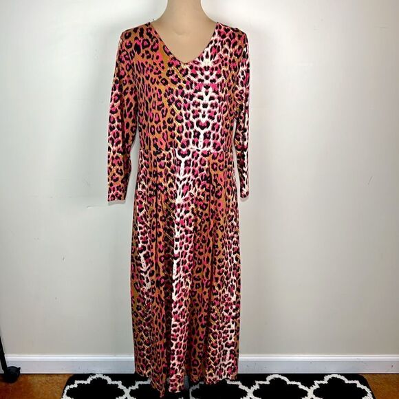 NWOT The Paragon leopard print dress size medium - Picture 1 of 8